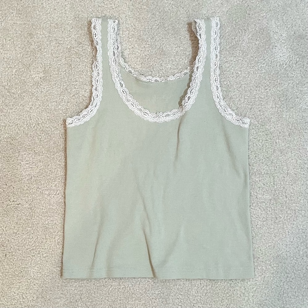 Brandy Melville top